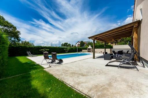 Apartment Karlo Cavle