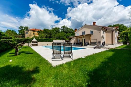 Apartment Karlo